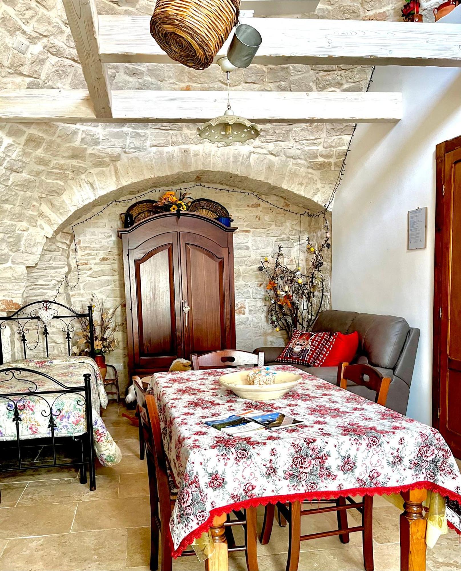 Trullo Di Giovannina Casa Vacanza 阿尔贝罗贝洛 客房 照片