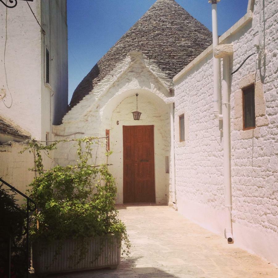 Trullo Di Giovannina Casa Vacanza 阿尔贝罗贝洛 外观 照片